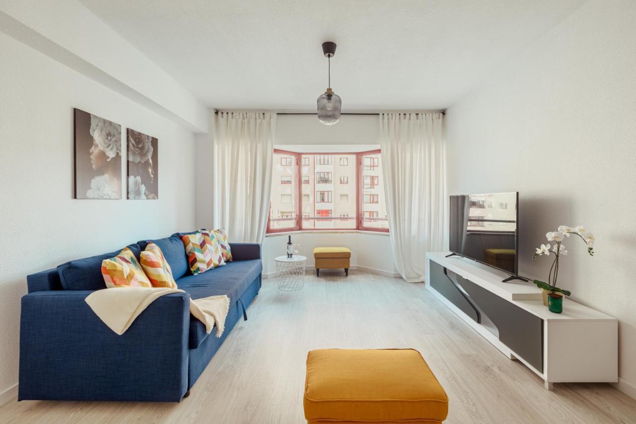 Elegant 3 Bedroom Apt - City Centre - Garage - Metro Lisboa Eksteriør billede