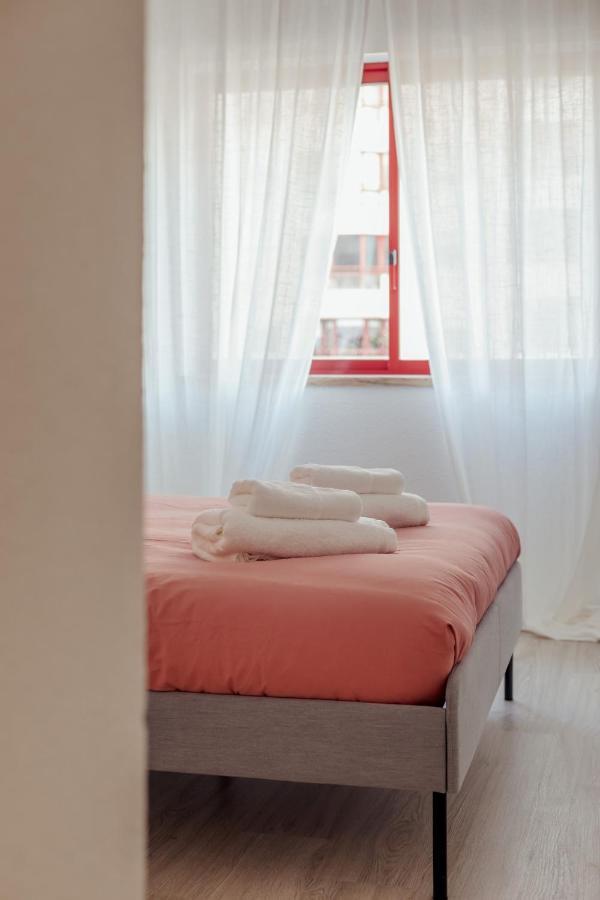 Elegant 3 Bedroom Apt - City Centre - Garage - Metro Lisboa Eksteriør billede