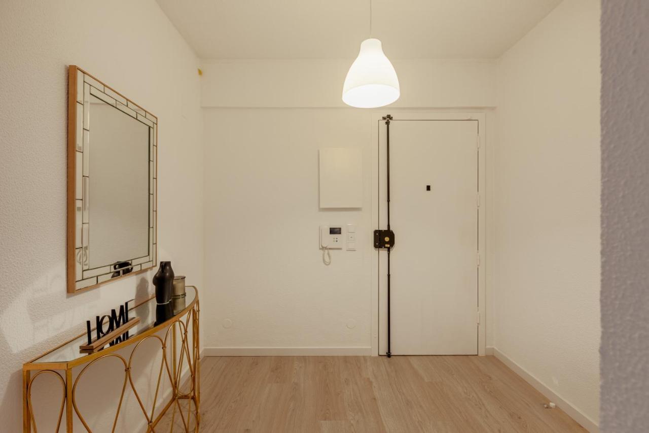 Elegant 3 Bedroom Apt - City Centre - Garage - Metro Lisboa Eksteriør billede